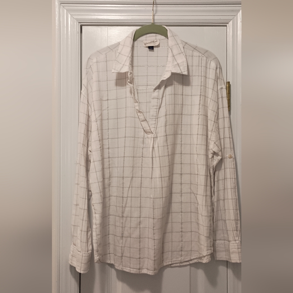 Universal Thread white Silver Stripe Pullover Tunic Style Top Size Large